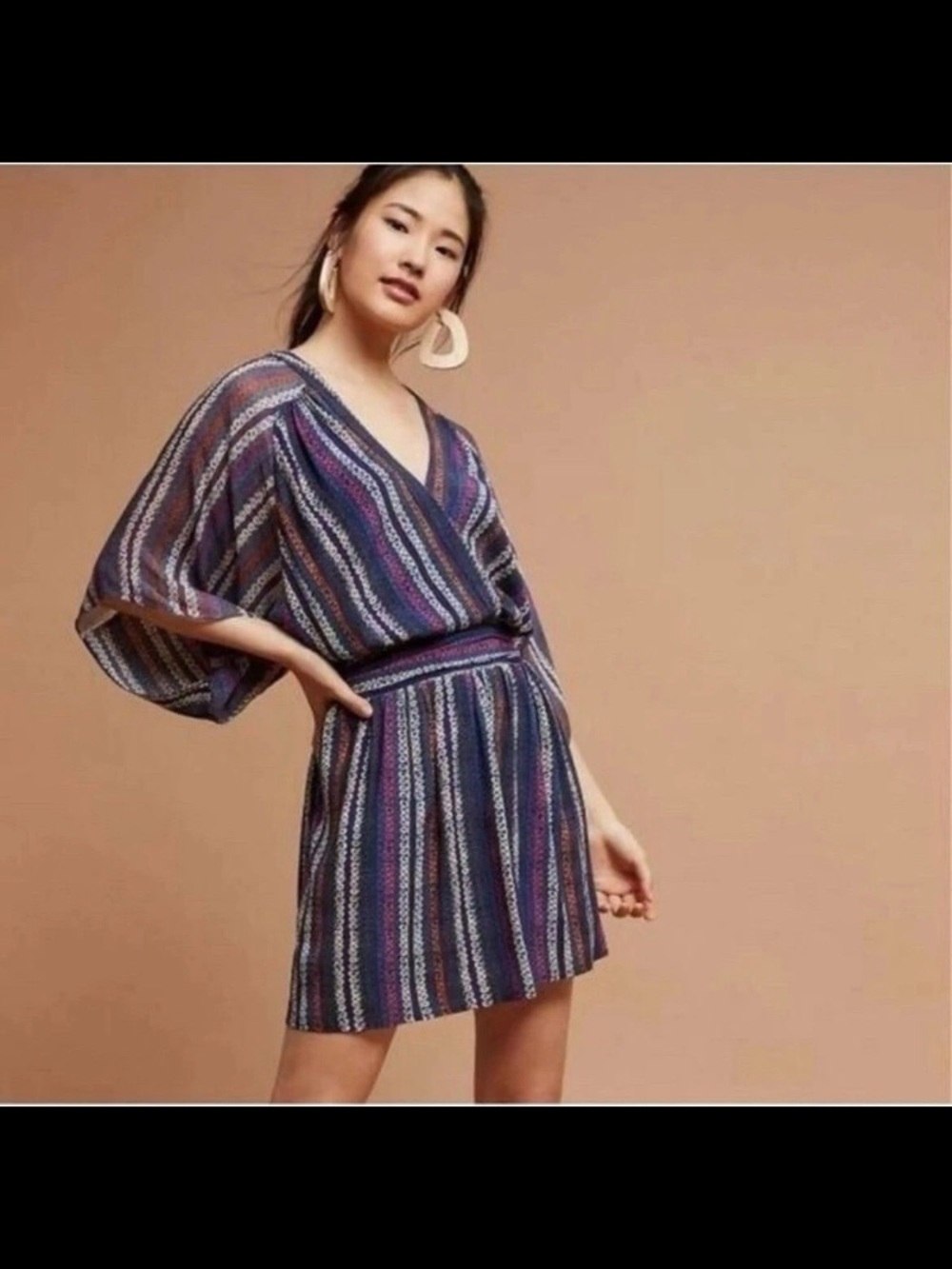 Anthropologie Mauve Striped V-Neck Short Dress in Multicolor. CN